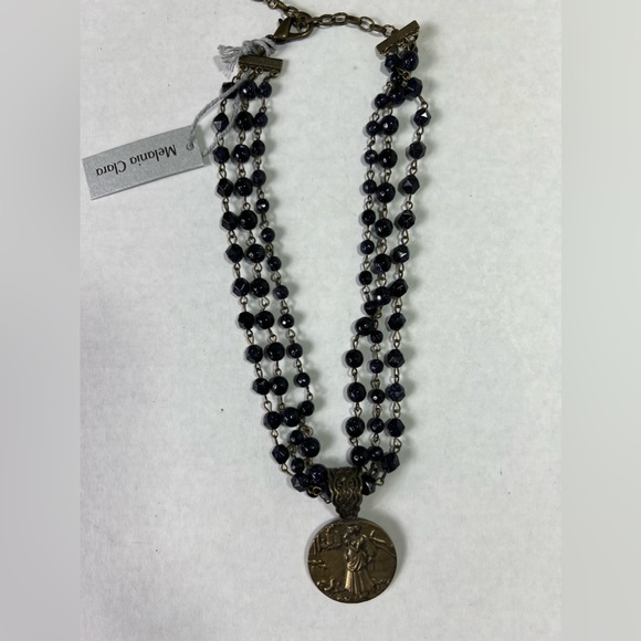 Melania Clara Necklace - Picture 4 of 7